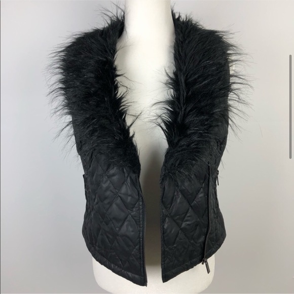 Faux fur vest - Picture 2 of 7